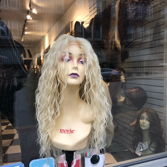 Blonde curly wig Lace 613 Hairloss 2026 Wig - Picture 8 of 8